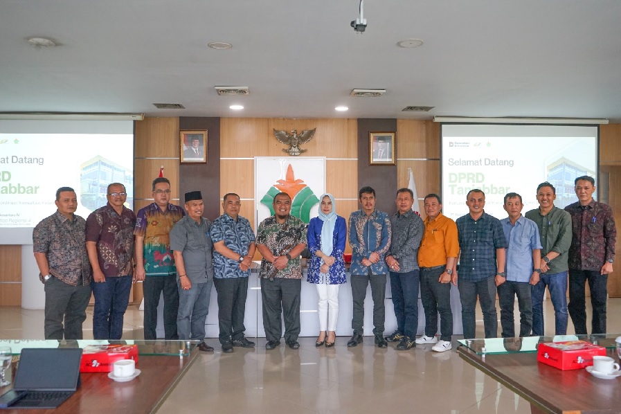 DPRD Tanjab Barat dan PTPN IV Regional IV Bicara Tenaga Kerja 