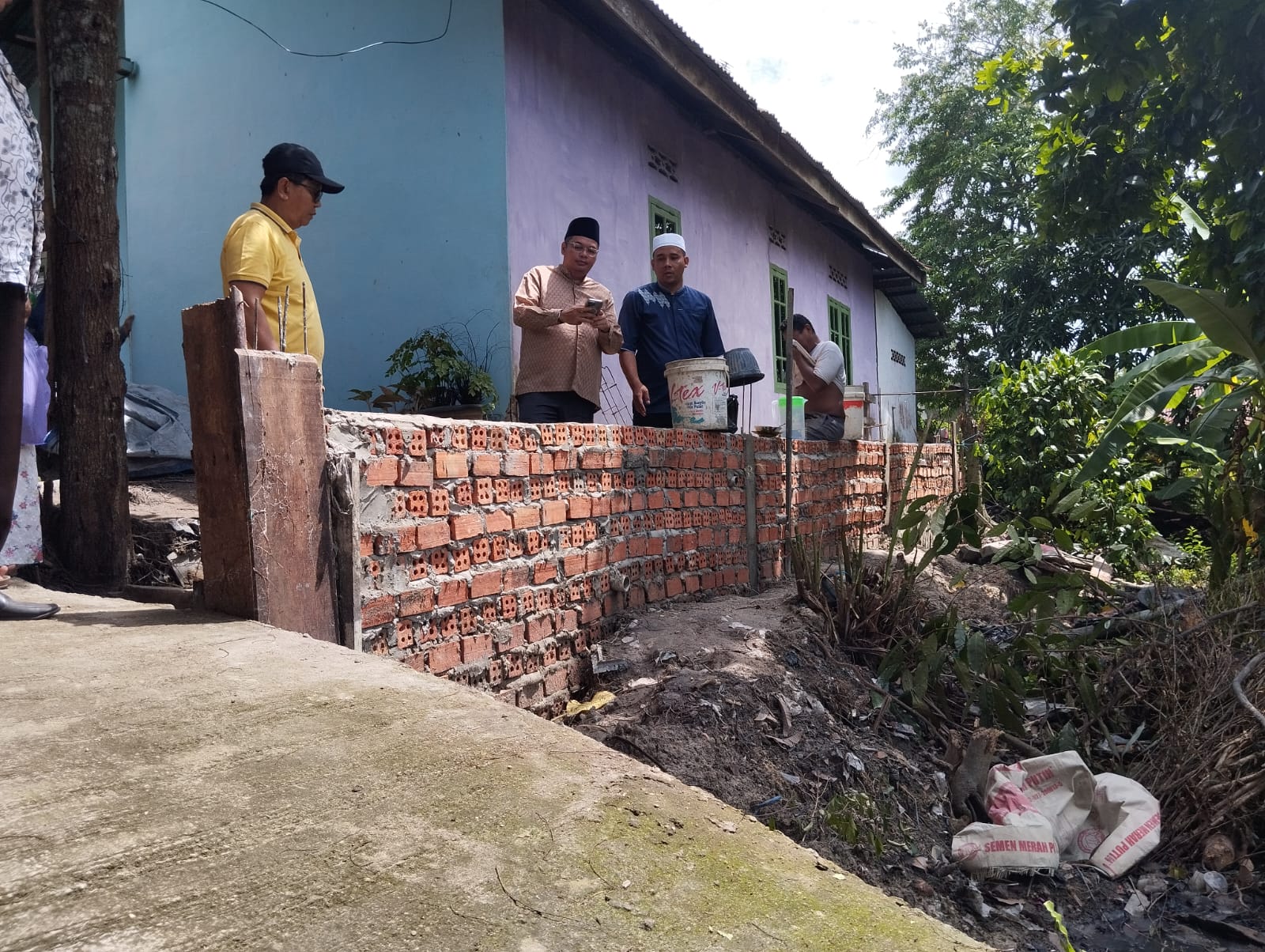 Jalan, PJU dan Banjir Dikeluhkan