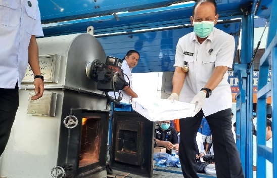 BNNP Jambi Musnahkan 1 Kg Sabu dan 8 Kg Ganja 