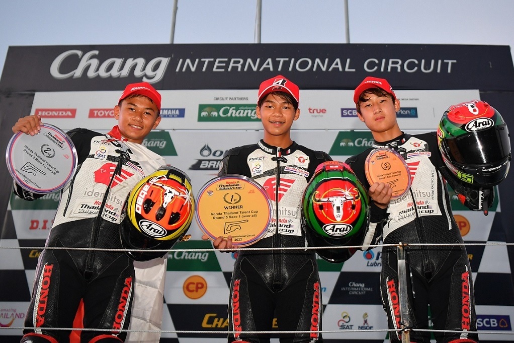  Makin Kompetitif, Pebalap Binaan Astra Honda Raih Podium Thailand Talent Cup 