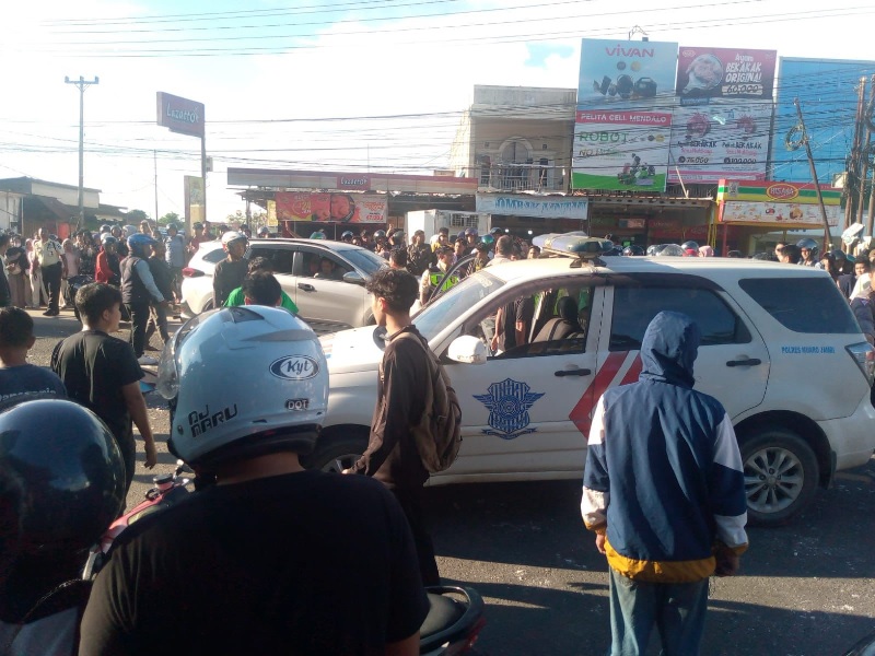 Kecelakaan Maut di Jaluko, Pelajar Tewas Usai Tabrak Truk