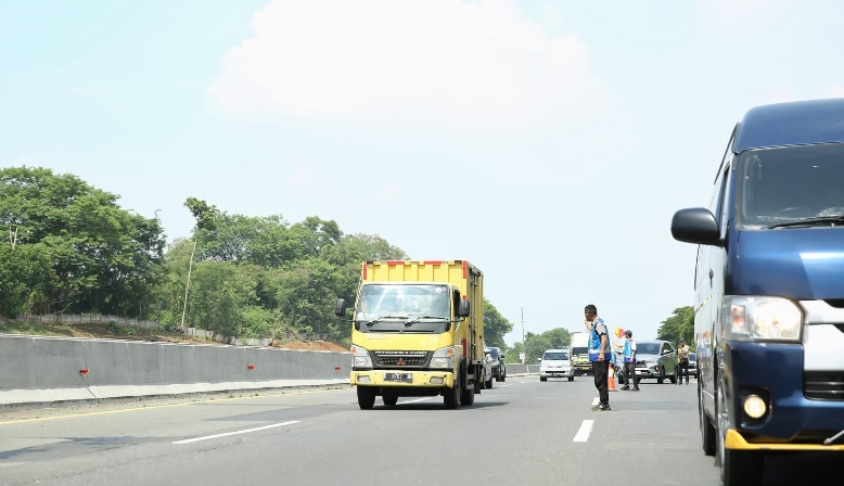 Operasional Kendaraan Angkutan Barang Nataru 2024/2025 Dilarang Lewat Tol, Berikut Tanggalnya