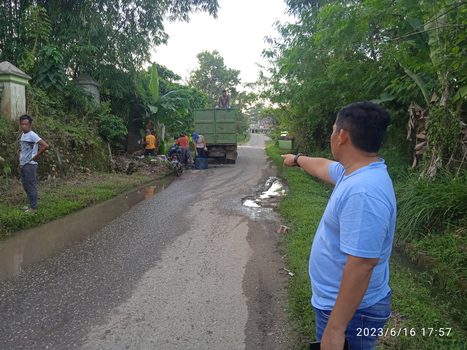 DLH Siapkan Layanan Gratis Jemput Sampah Usai Pesta