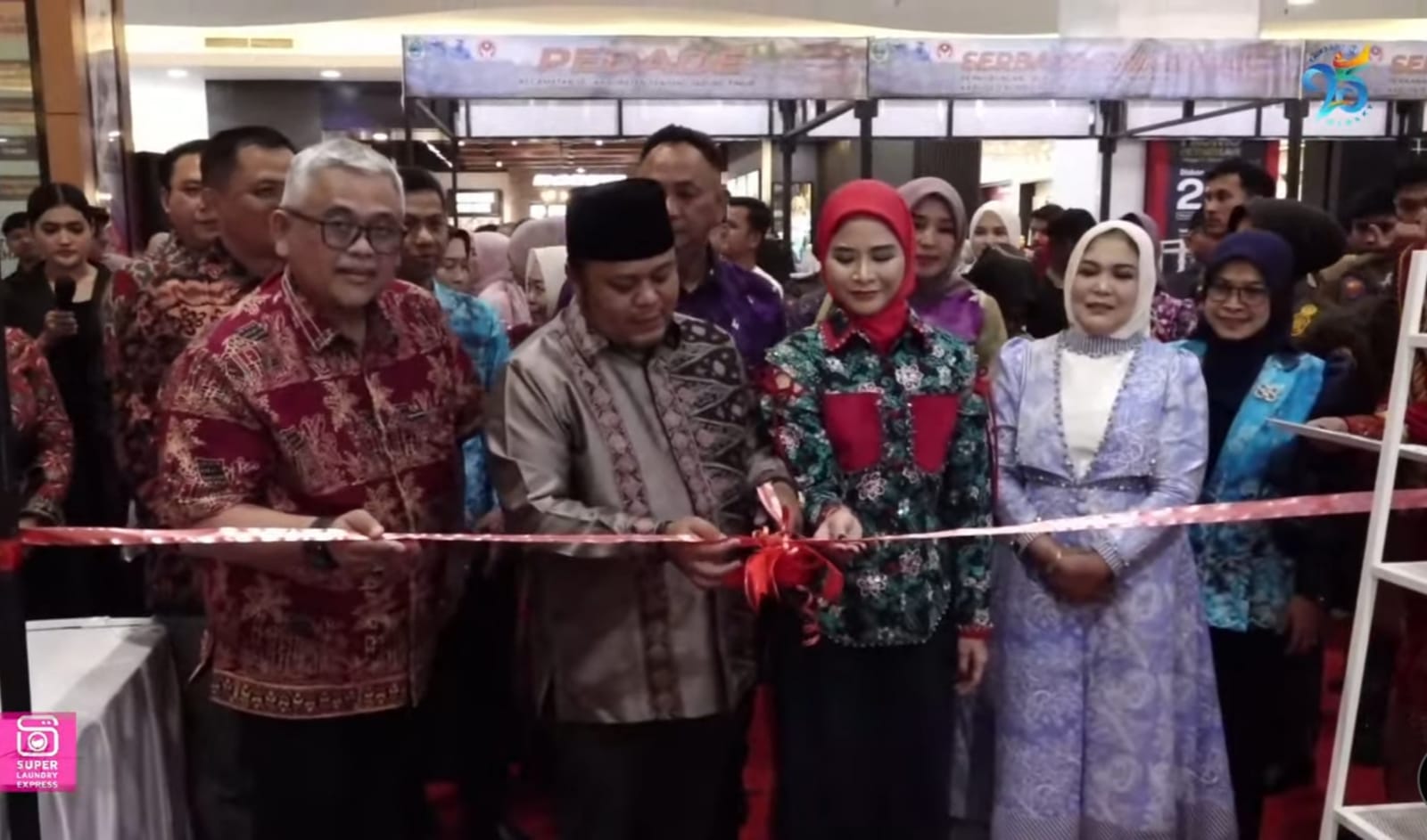 Plt. Bupati Tanjabtim Buka Zabaq Expo Tahun 2024 di Mall Jamtos Jambi