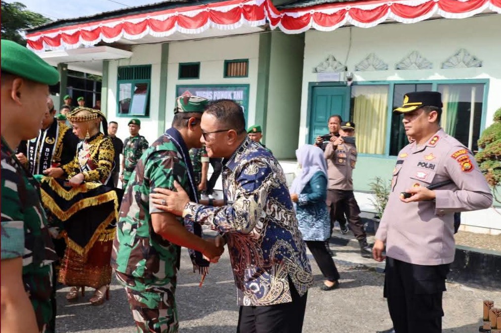 Disambut Walikota, Danrem 042/Garuda Kunjungi Sungai Penuh