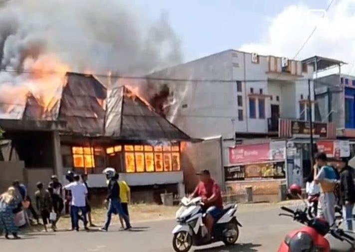 Kebakaran di Hiang Kerinci, Satu Rumah Ludes 