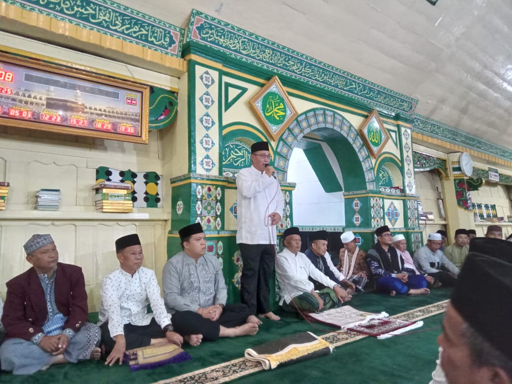 Safari Ramadan di Masjid Agung Pondok Tinggi, Warga Apresiasi Wako Alfin dan Azhar 