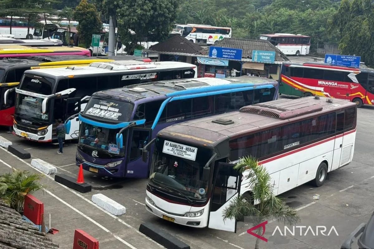 Tujuan Pemudik Terminal Kampung Rambutan Yogyakarta-Palembang 