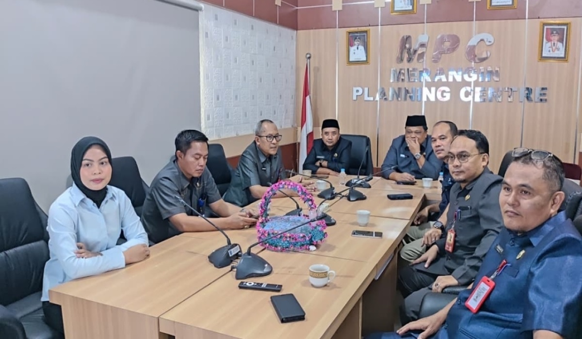 Sekda Zulhifni Pimpin Rapat Inflasi, IPH Merangin Turun -0,73 Persen