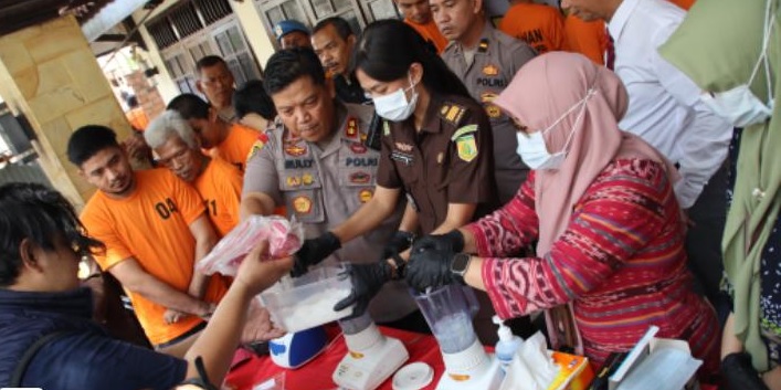 Polresta Jambi Musnahkan Barang Bukti Narkoba Senilai 2,5 Miliar 