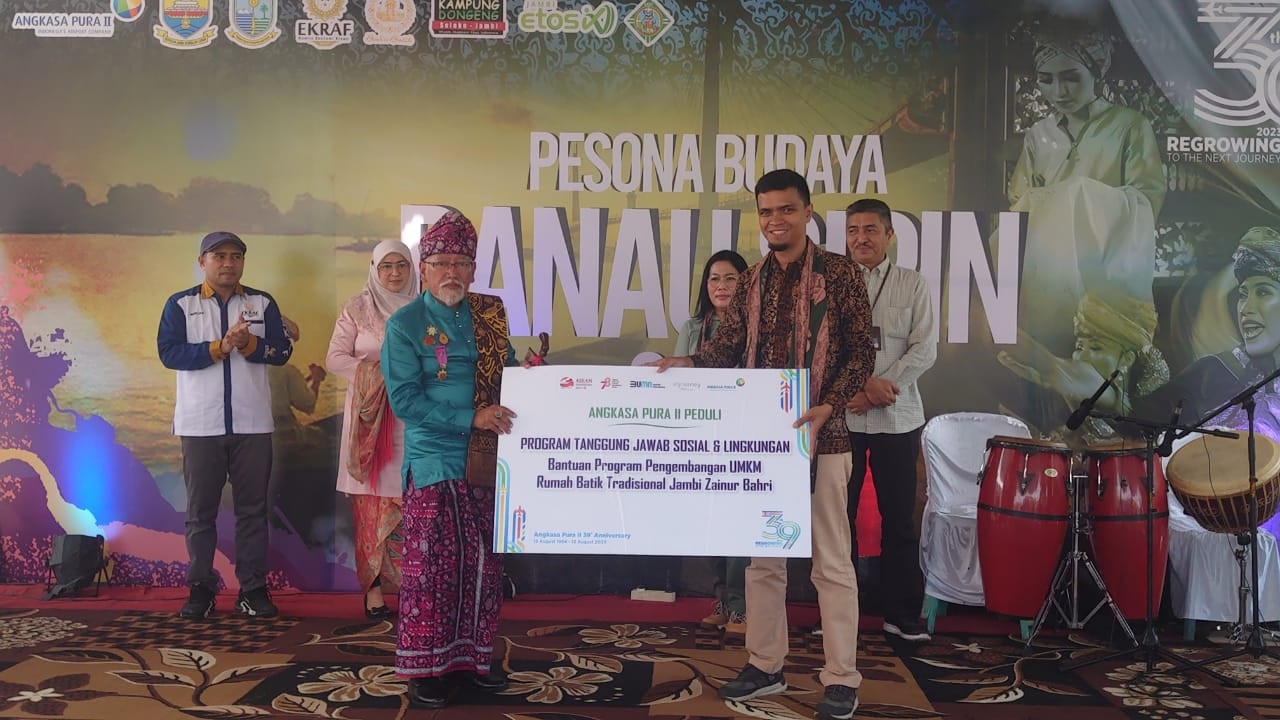 Pesona Budaya Danau Sipin 2023, Meriahkan HUT PT Angkasa Pura II Ke-39   