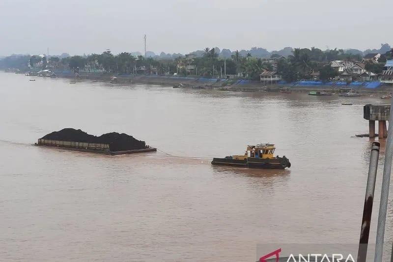 Pemprov Jambi: Pengangkutan Batu Bara Jalur Sungai Capai 11 Juta Ton 2024