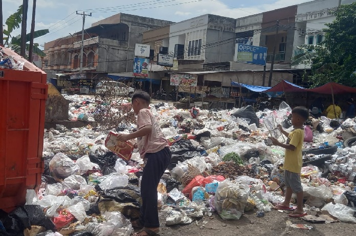 Masalah Tumpukan Sampah di Kota Jambi, Pemkot Berdalih Sulitnya Solar