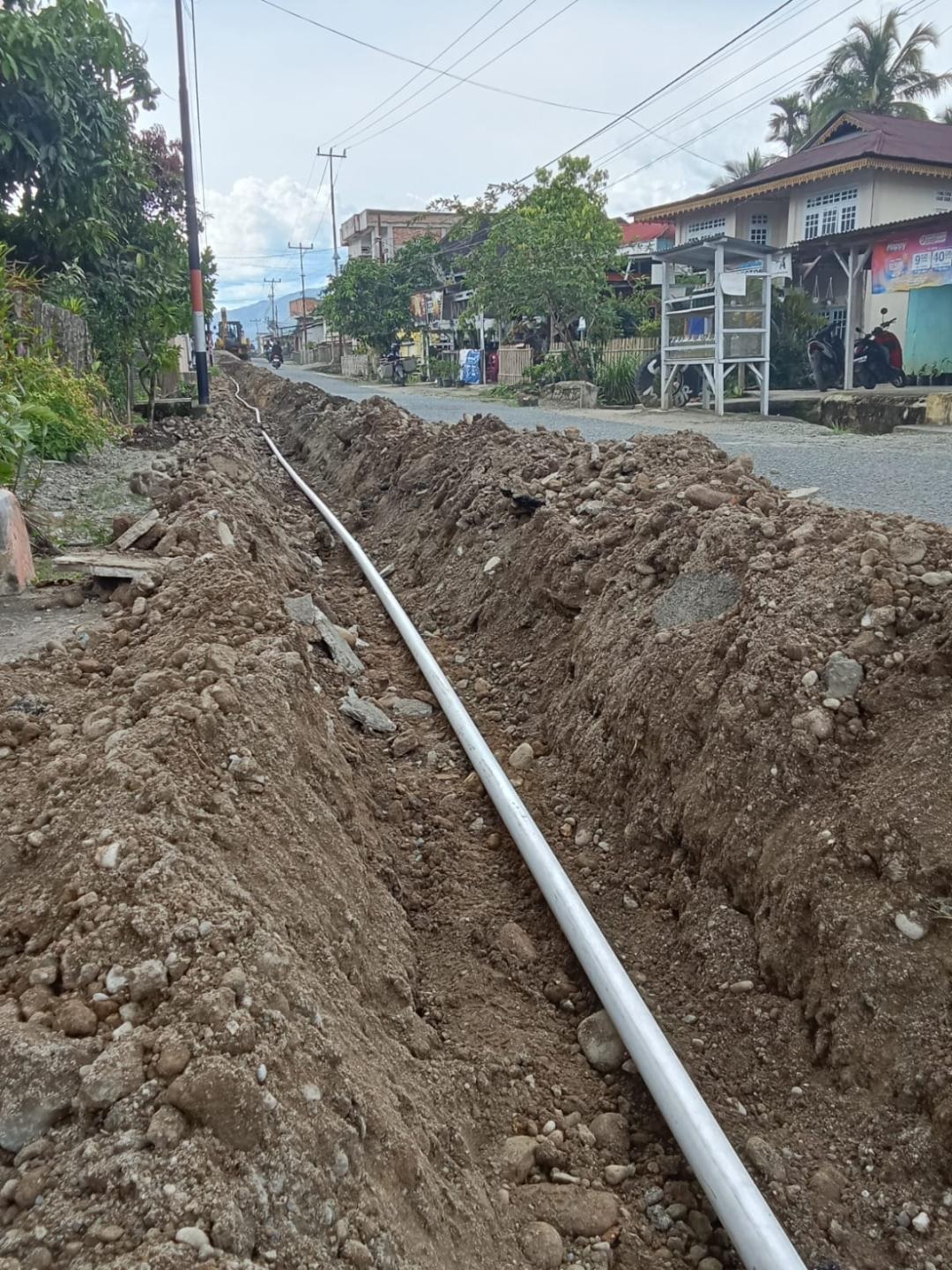 Pengerjaan SPAM di Kemantan Dikeluhkan Warga