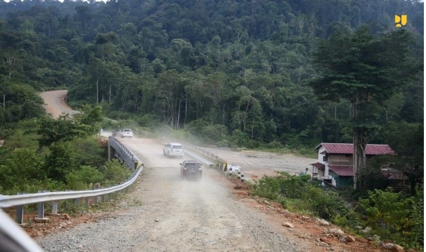  Akhir 2024, Jalan Perbatasan Kalimantan Barat Hingga Kalimantan Timur Sepanjang 608 Km Selesai