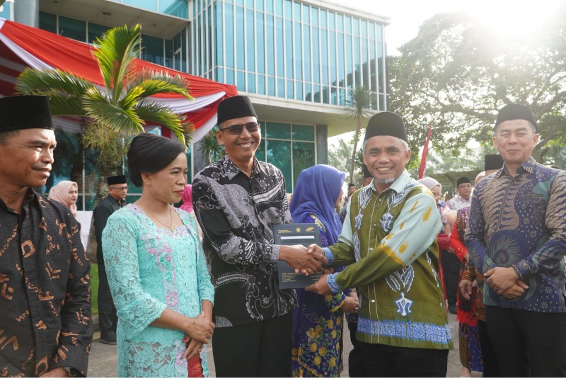 Kado Kemerdekaan, PalmCo Apresiasi Loyalitas 4.275 Karyawan