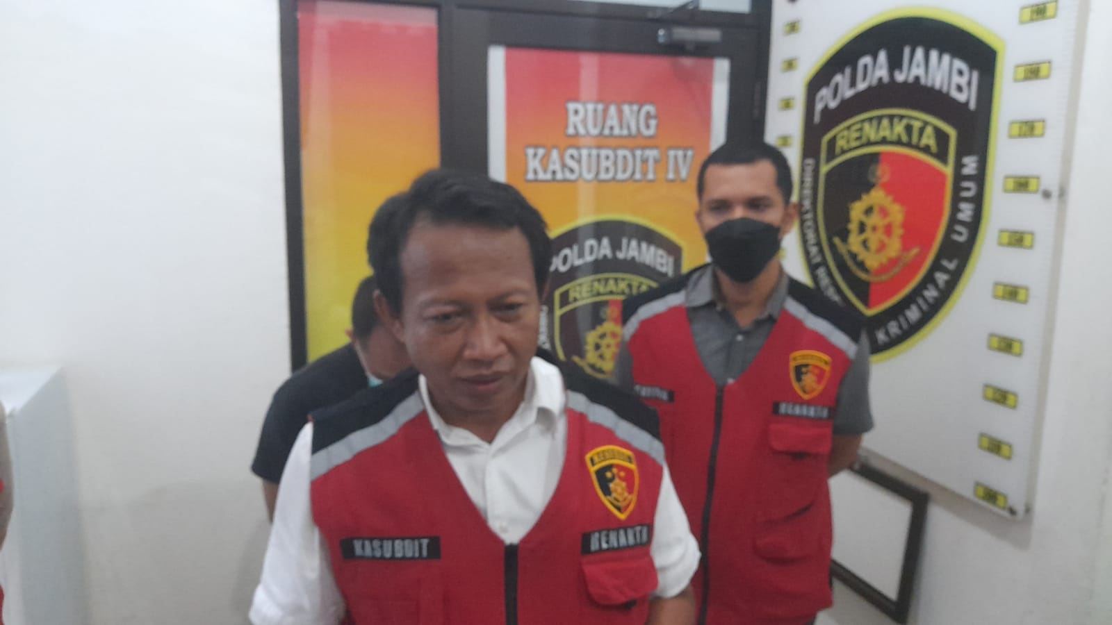 Polisi Tangkap Mucikari di Hotel Victory      