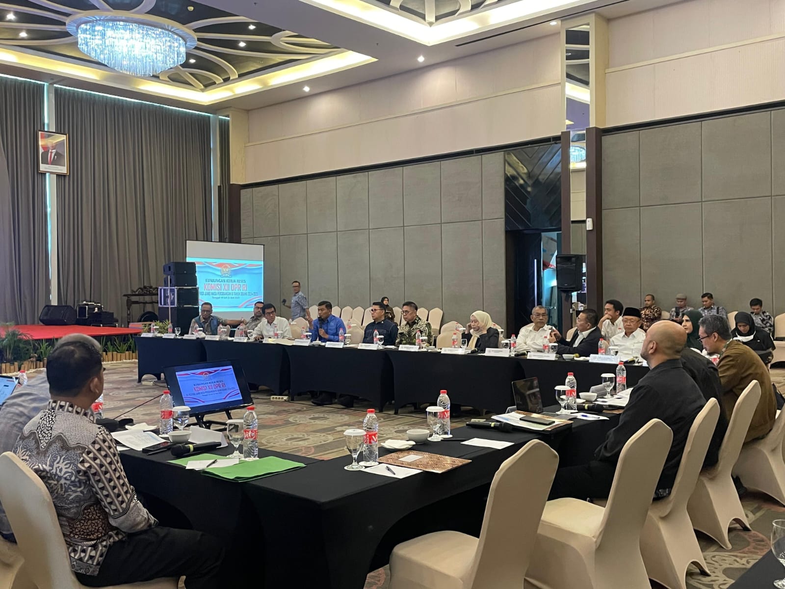 Syarif Fasha Minta Perusahaan Batu Bara Buka Data Reklamasi