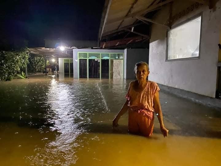 Curah Hujan Tinggi, Kelurahan Bajubang Diterjang Banjir Bandang