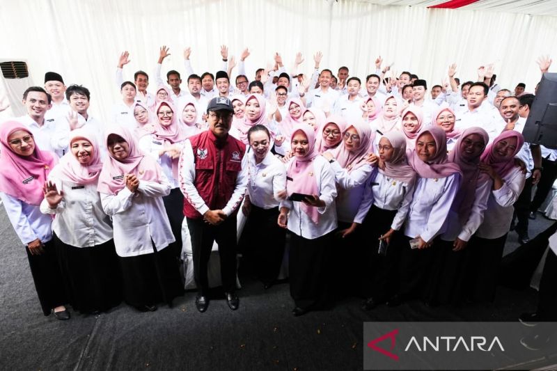 Siswa Sekolah Rakyat Dapat Beasiswa Kuliah dan Jaminan Pekerjaan