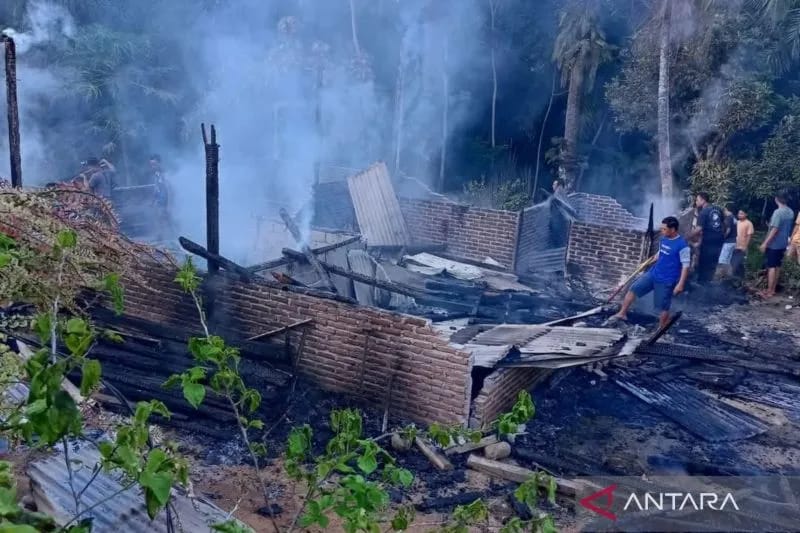 Racun Nyamuk Bakar Jadi Penyebab Kebakaran Rumah Warga Mukomuko