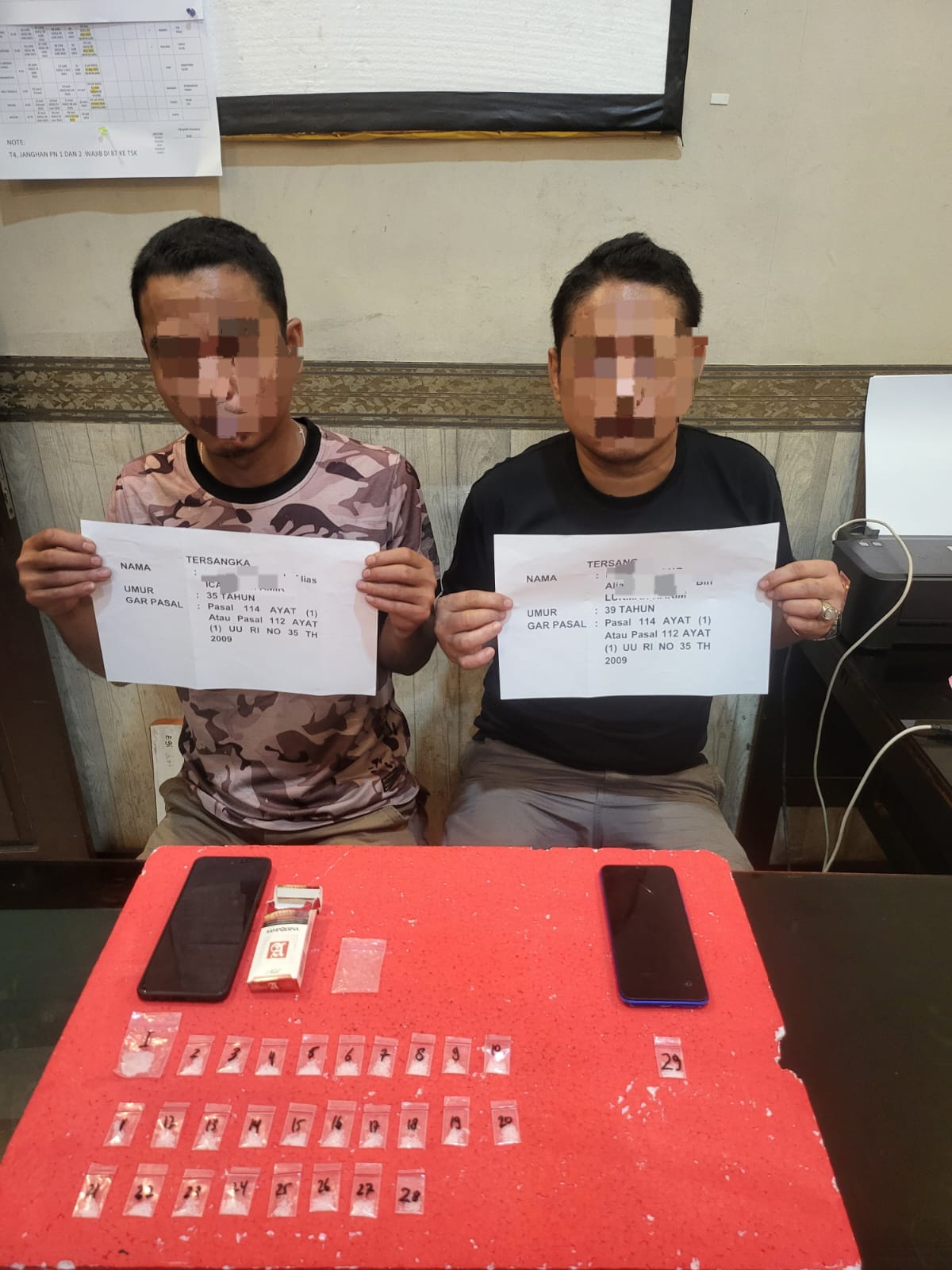 Polresta Jambi Amankan Dua Pria yang diduga pengedar Narkotika di Danau Sipin, Puluhan Paket Sabu Disita