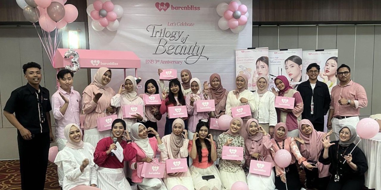 barenbliss Luncurkan Bloomatte Perfect Zoom Cover Cushion di Toko Miss Glam Jambi