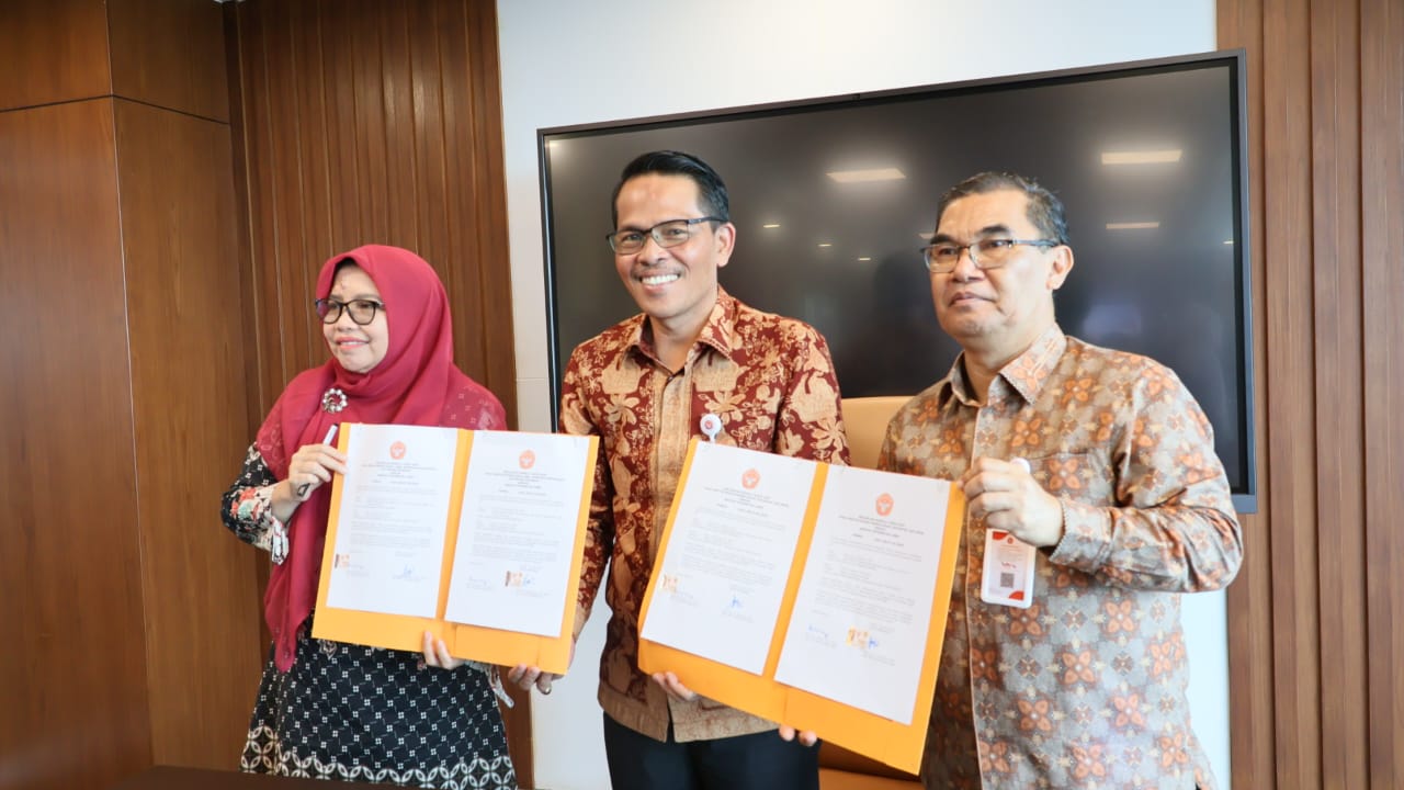 Perkuat Kinerja, Pejabat UNJA Teken Kontrak Kinerja Tahun 2025