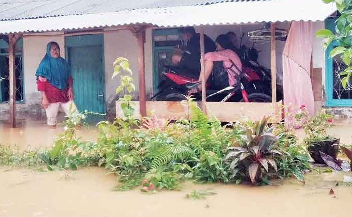  Hujan Guyur Kota Jambi, Perum Kota Baru Indah Jadi Langganan Banjir