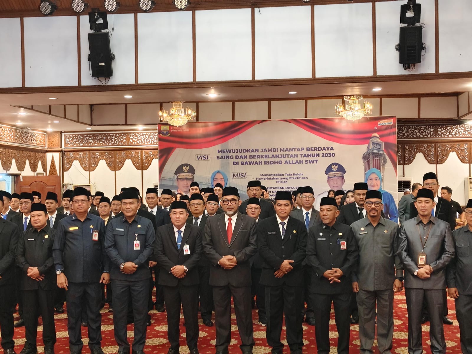 Sekda Kukuhkan 2 Kepala Dinas Nomenklatur Baru Pemprov Jambi, 82 Eselon III dan IV Dilantik 