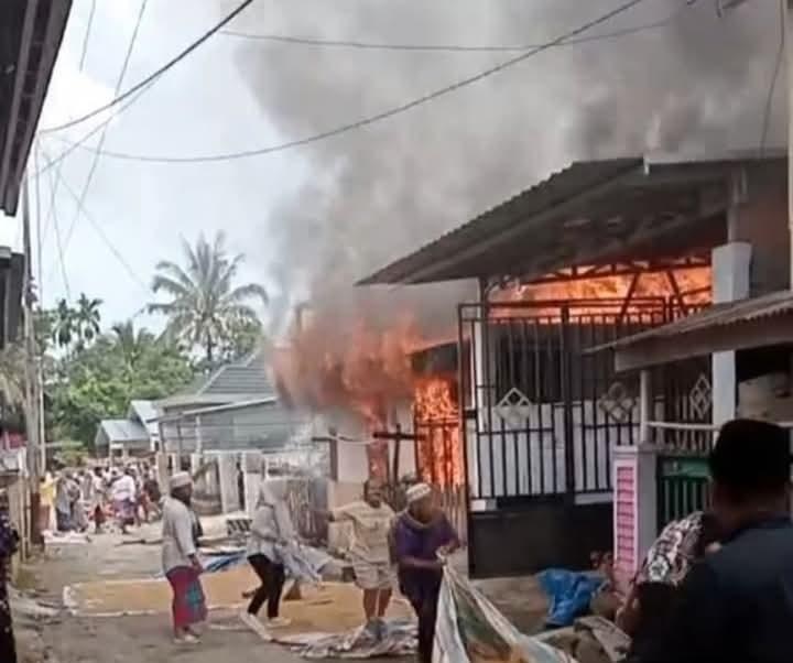 Lagi, Kebakaran Kerinci Tiga Rumah Ludes