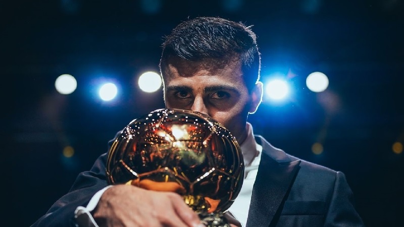 Kalahkan Vincius Junior, Rodri Raih Ballon d'Or 2024