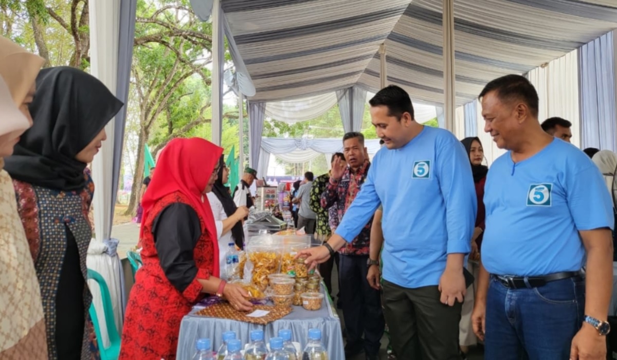 Warga Padati Balitbang Coffee Corner, Bupati M. Syukur Dorong Inovasi untuk Ikon Baru Merangin