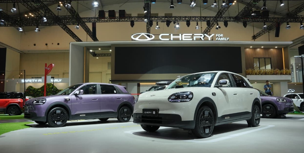 Tampil Memikat, Mobil Listrik Ringkas Chery Q Raih Predikat Hatchback Favorit