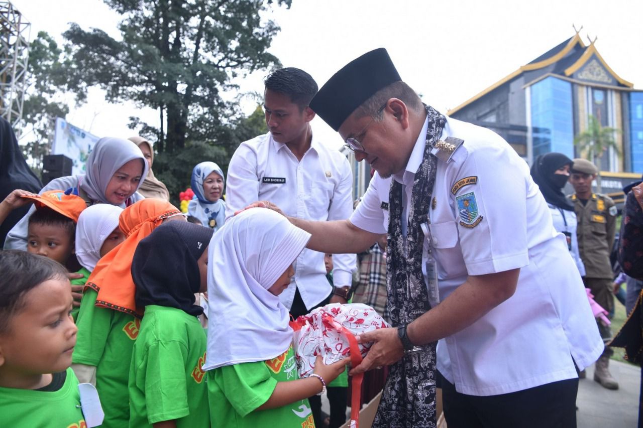 Ramah Anak, Kota Jambi Diapresiasi Terima Penghargaan Kota Layak Anak dari Pemerintah Pusat 