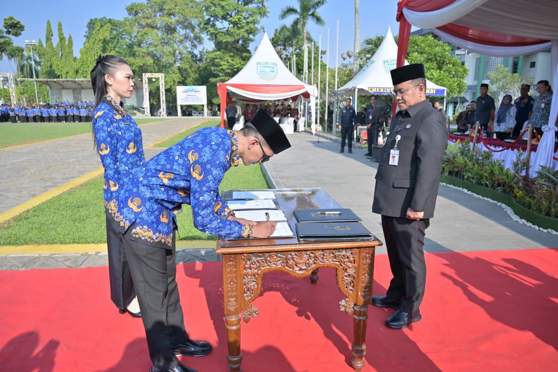 1.203 Aparatur Resmi Diangkat Menjadi PPPK, Wali Kota Maulana Tekankan Integritas dan Inovasi Pelayanan Publik