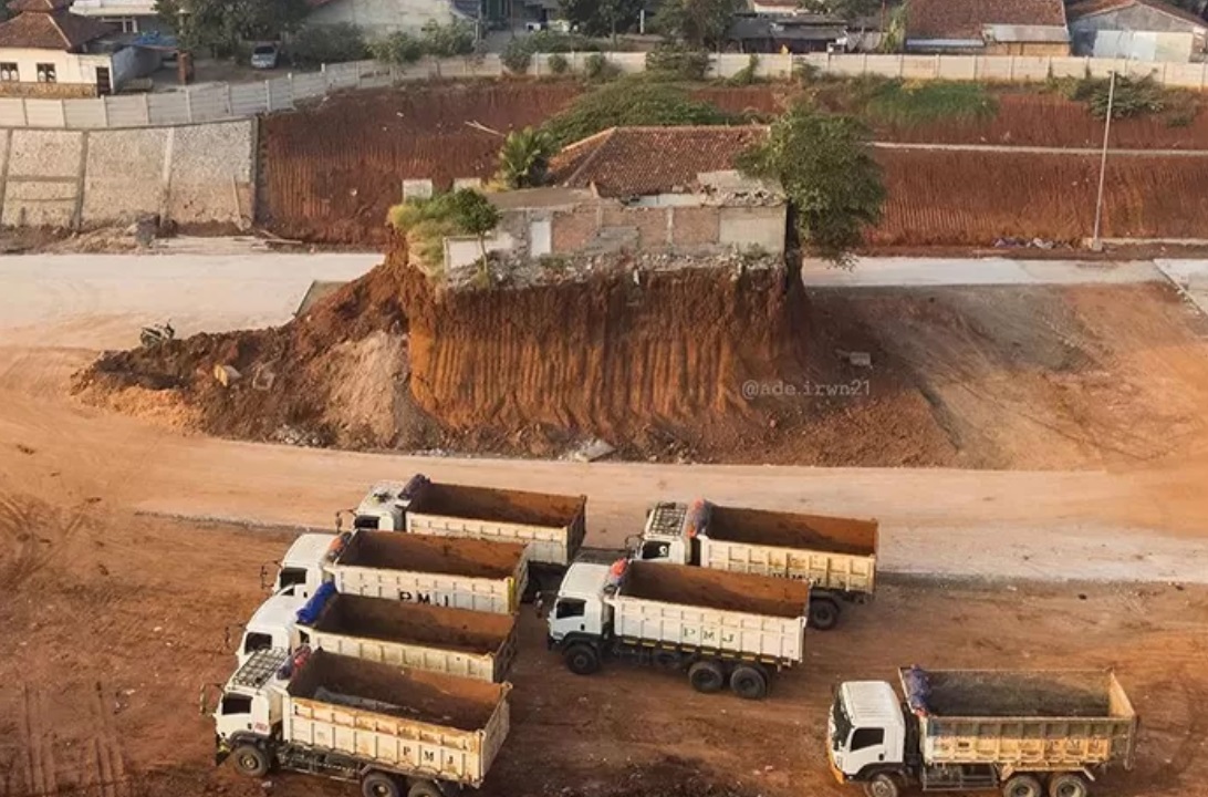 Rumah Tengah Proyek Sudah Lenyap Selangkah Lagi Tol Cinere - Jagorawi Nyambung Siap Ditancap Gas