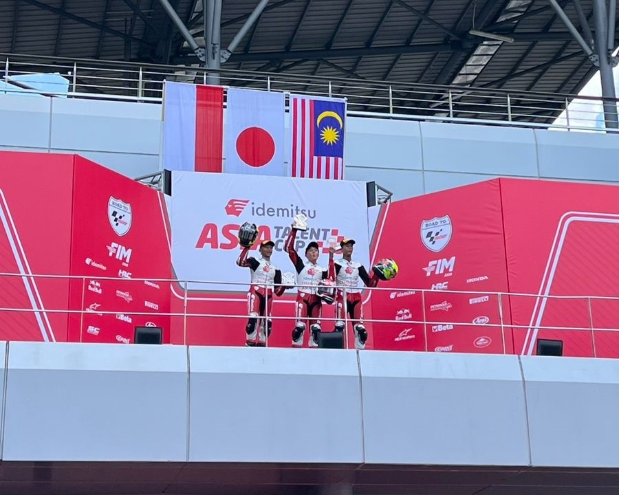 Jadi Kado HUT RI, Pebalap Binaan Astra Honda Kibarkan Merah Putih dari Podium IATC Malaysia