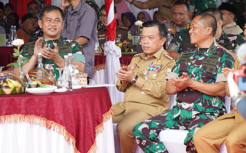 Gubernur Al Haris Dampingi KSAD Resmikan 47 Titik Program TNI AD Manunggal Air di Jambi
