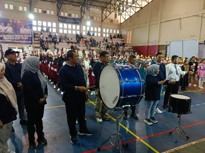 Bupati Mashuri Buka Kejuaraan Marching Band dalam Rangka HUT Bungo ke-59