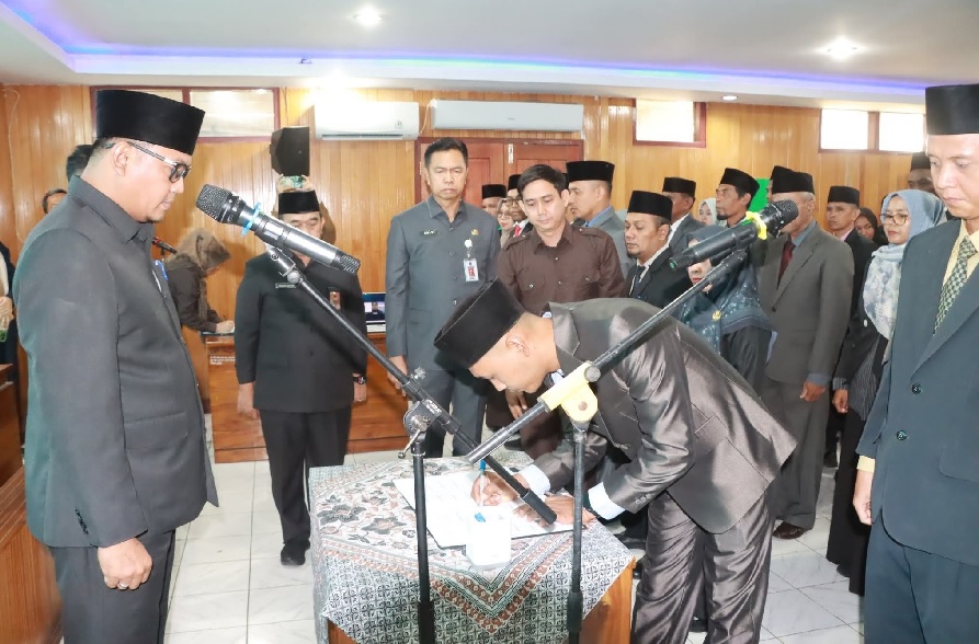 52 Pejabat Eselon III dan IV di Lingkup Pemkab Tanjabar Dilantik, Ini Nama-Namanya
