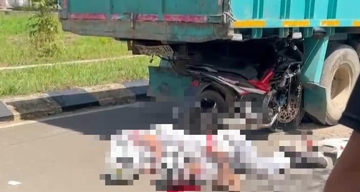 Remaja Tewas di Tempat Usai Tabrak Truk Parkir di Sabak