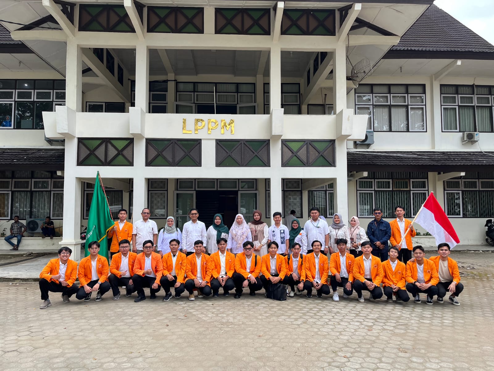 Bangun Ketangguhan Kesehatan Pascabanjir, Mahasiswa Berdampak UNJA Terjun Langsung ke Batu Busuk