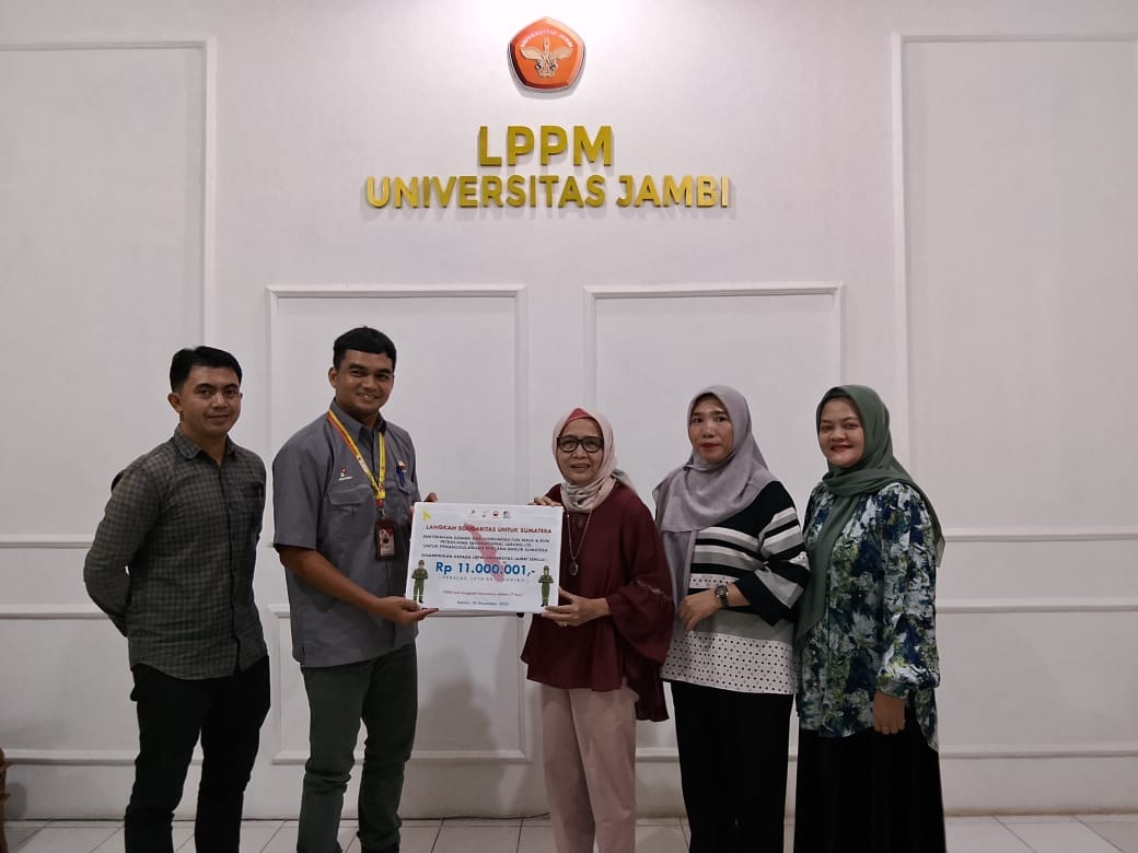 Sehat Jasmani Kuat Empati; Komunitas Fun Walk & Run Karyawan SKK Migas PetroChina Berdonasi Bencana Sumatera