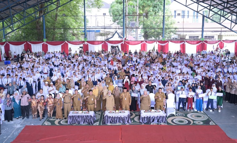 Apresiasi Ratusan Siswa Dan Guru Berprestasi, Pj Wali Kota: Buktikan, Bahwa Kota Jambi Mampu Bersaing