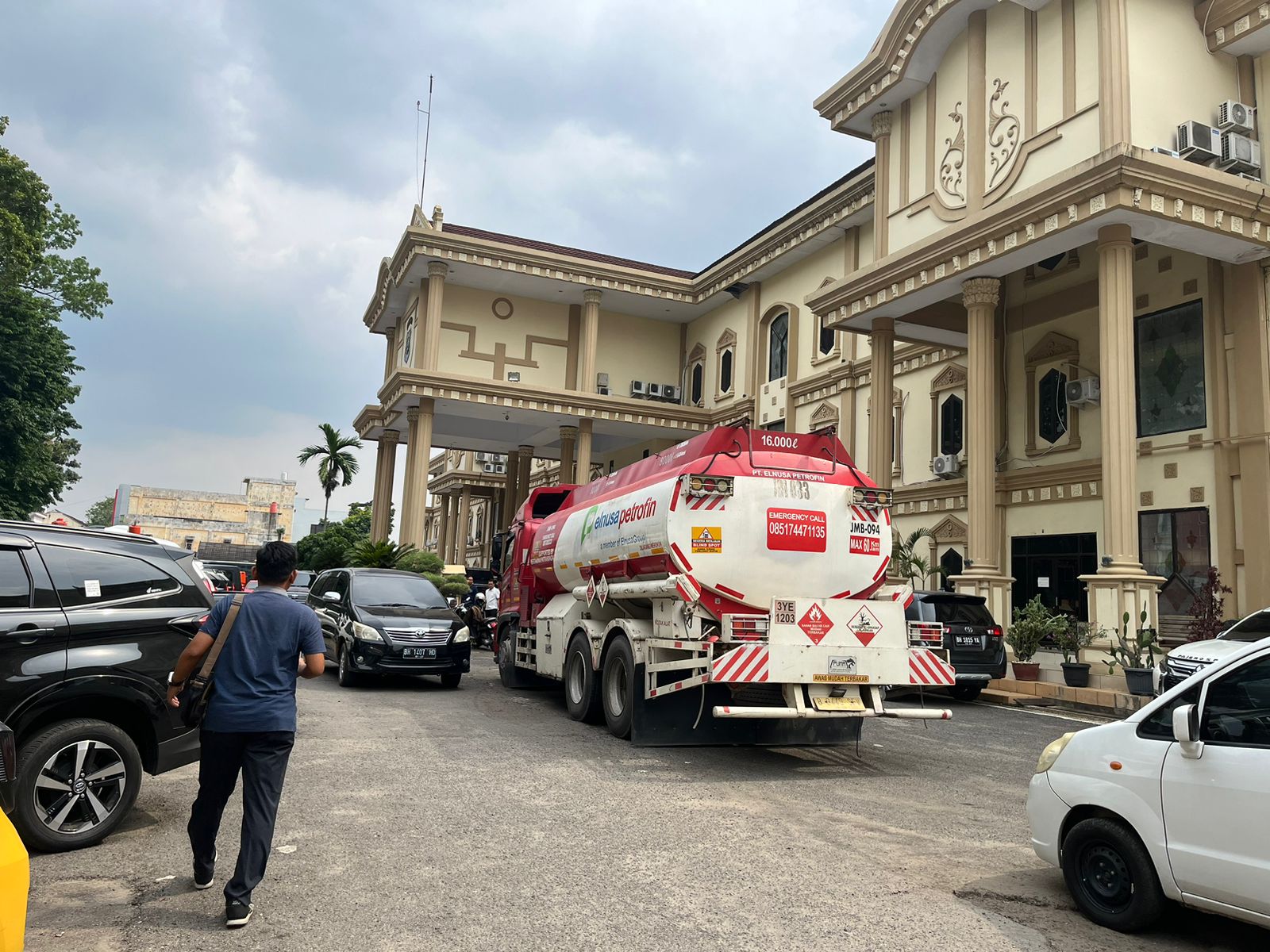 Mobil Tangki Pertamina Milik PT Elnusa Petrofin Diamankan Bersama 6 Orang