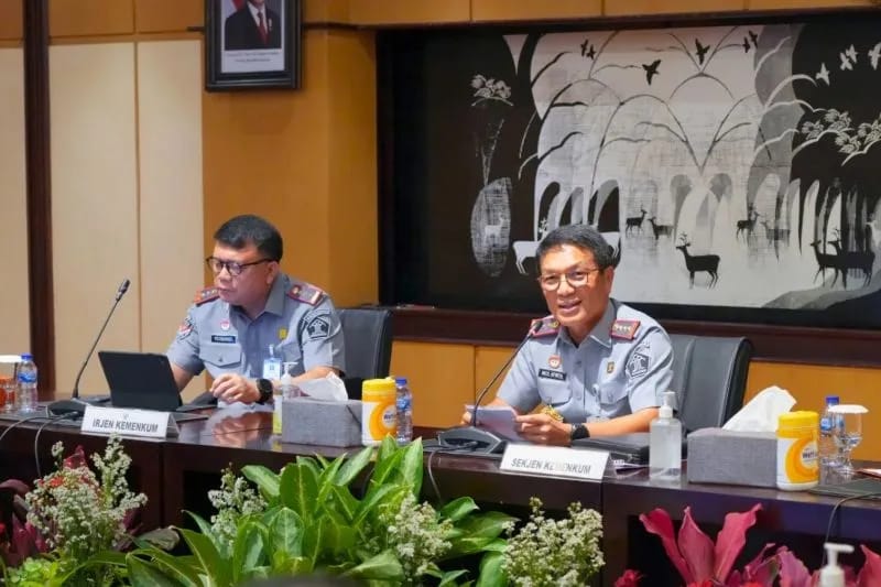 2 Juni 2025, PNS Kemenkum Mulai Bekerja