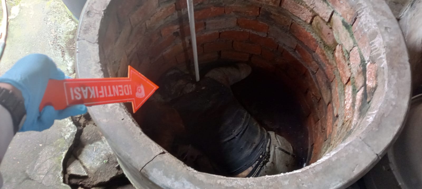 Warga Kumpeh Ulu Temukan Mayat Pria Mengambang di Dalam Sumur 