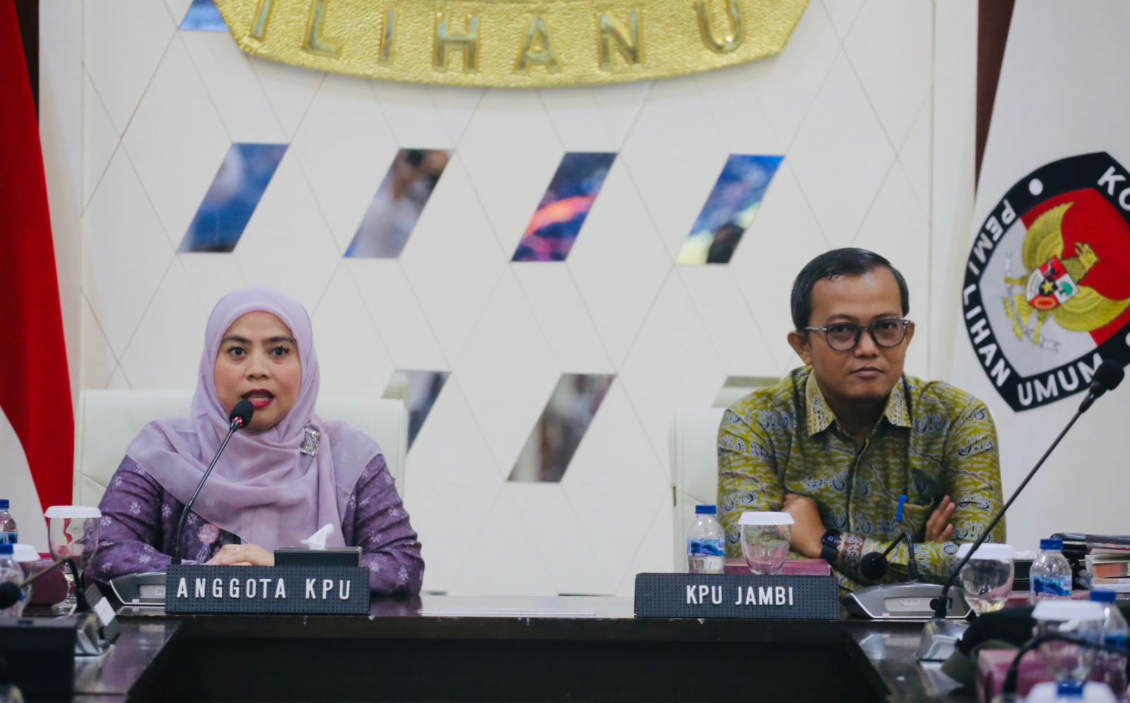 Komisioner KPU RI Betty Apresiasi Buku Peta Data Pilkada Jambi 2024