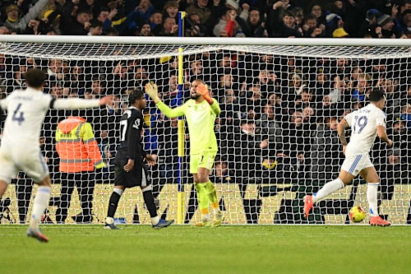 Dihajar Leeds United 3-0, Chelsea Langsung Melorot di Papan Klasemen